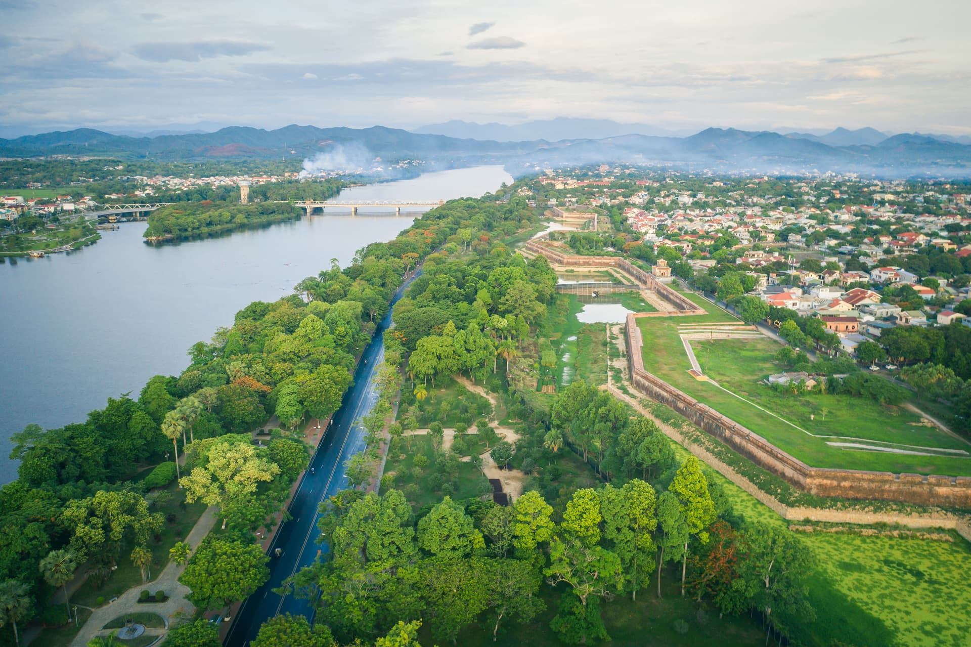 Phong cảnh Huế